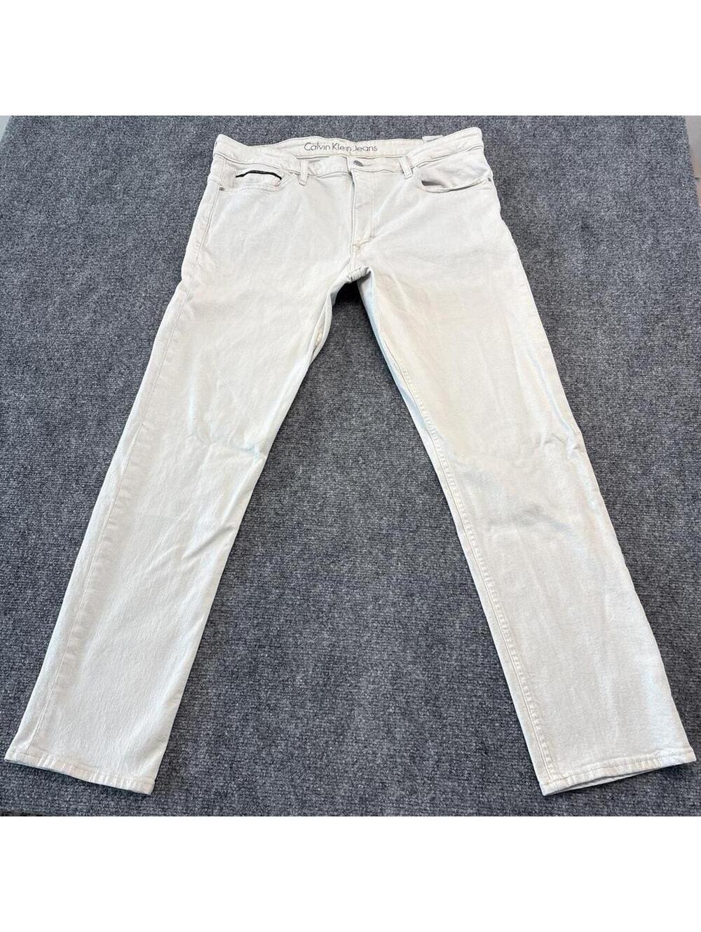 Calvin Klein Jeans Men's White and Cream Jeans 36x30
